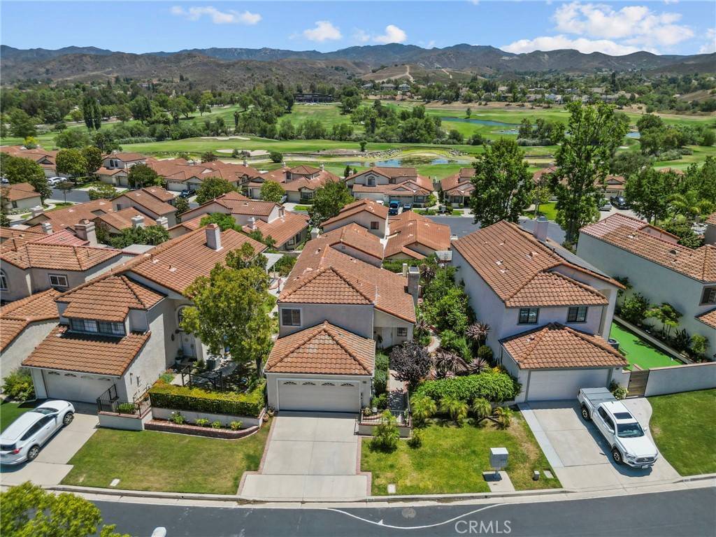 Simi Valley, CA 93065,808 Links View DR