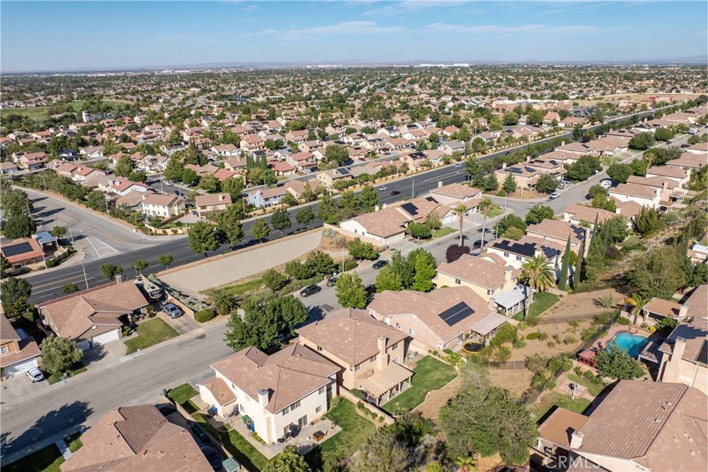 Palmdale, CA 93551,4148 Sungate DR