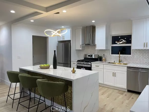 Winnetka, CA 91306,20406 Londelius ST