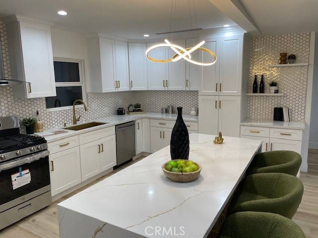 Winnetka, CA 91306,20406 Londelius ST