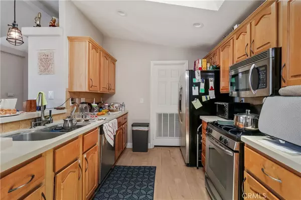 Woodland Hills, CA 91364,4201 Topanga Canyon BLVD #119