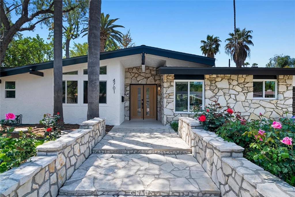 Woodland Hills, CA 91364,4701 Deseret DR