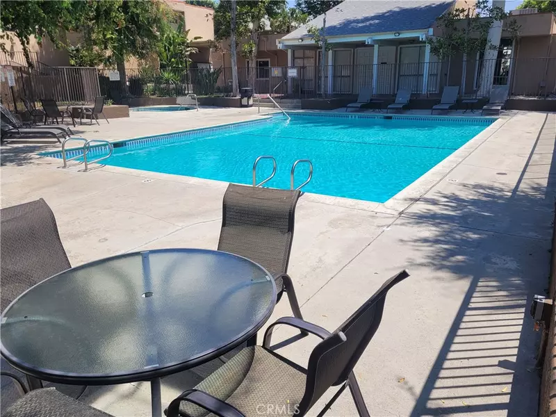 10331 Lindley AVE #221, Porter Ranch, CA 91326