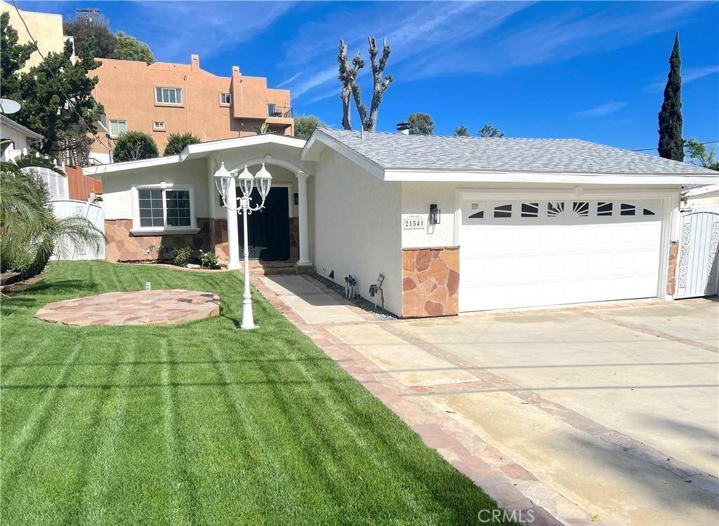 21541 Yucatan AVE, Woodland Hills, CA 91364