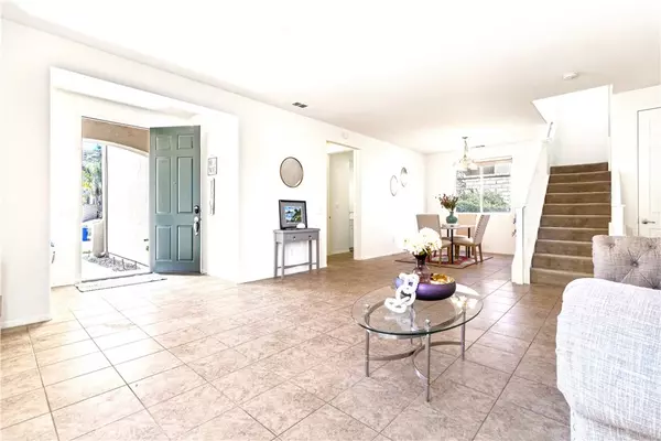 Saugus, CA 91350,20027 Christopher LN