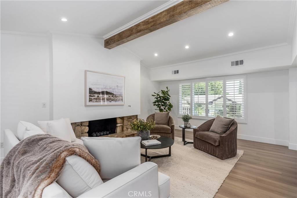 Woodland Hills, CA 91364,22608 Crespi ST
