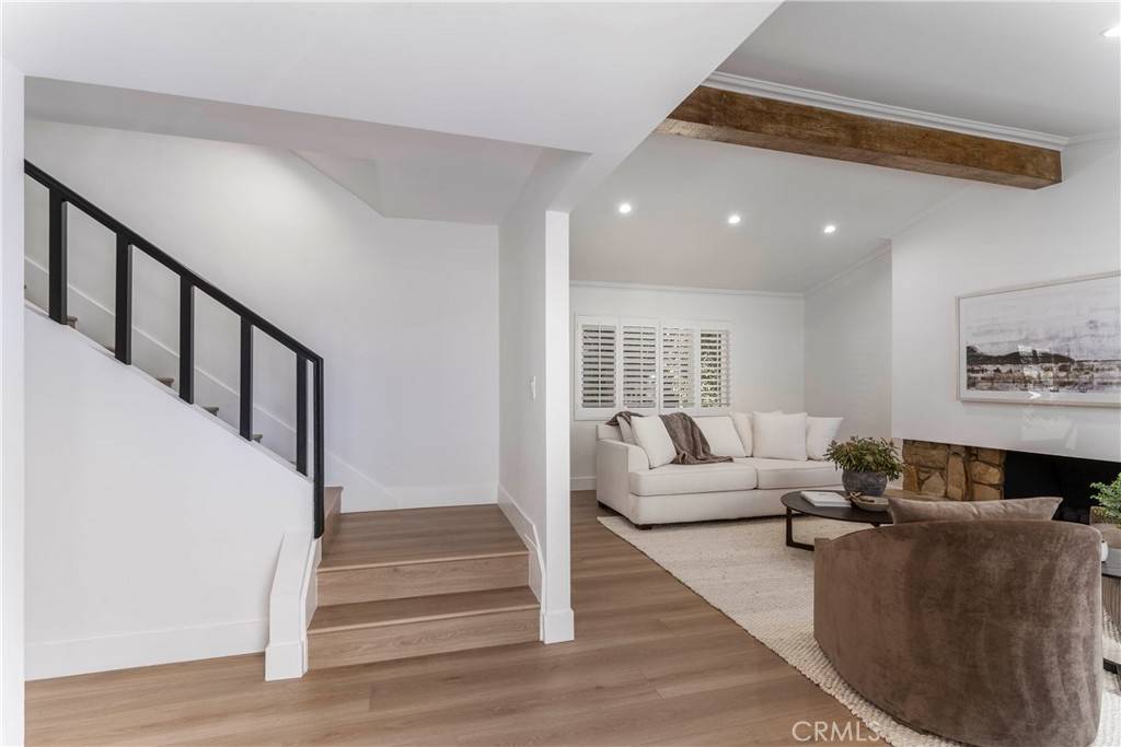 Woodland Hills, CA 91364,22608 Crespi ST