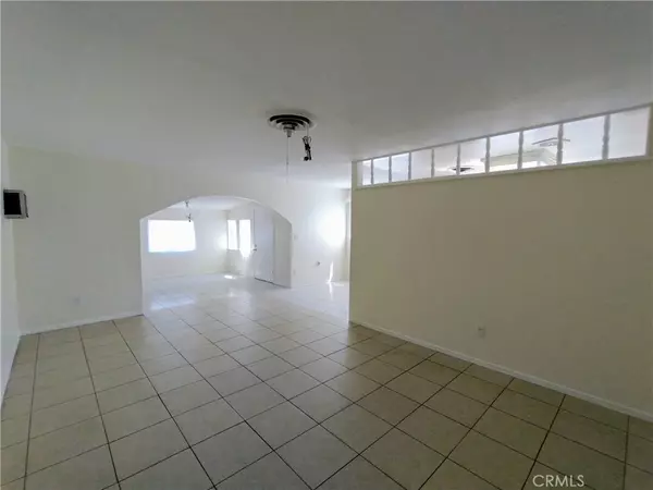 Sylmar, CA 91342,13410 Berg ST