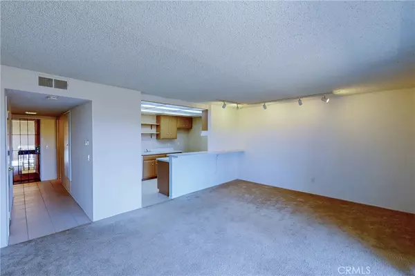 6600 Warner Ave UNIT 88, Huntington Beach, CA 92647