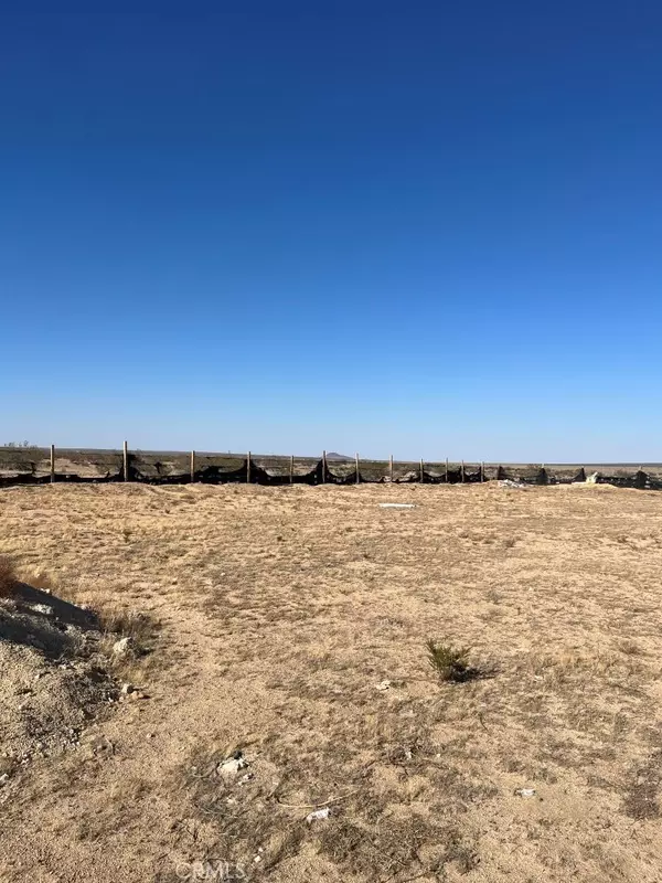 Adelanto, CA 92301,0 Shadow Mountain RD