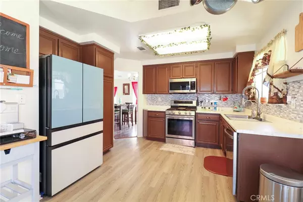 Palmdale, CA 93552,4242 Trenton AVE