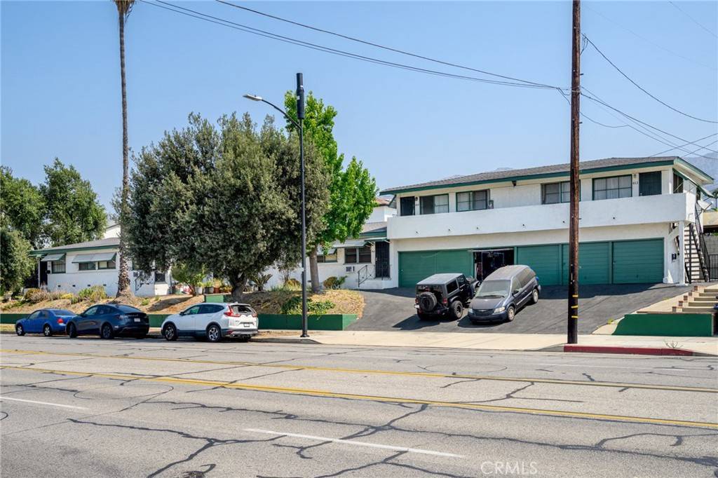 Burbank, CA 91502,812 N Glenoaks BLVD