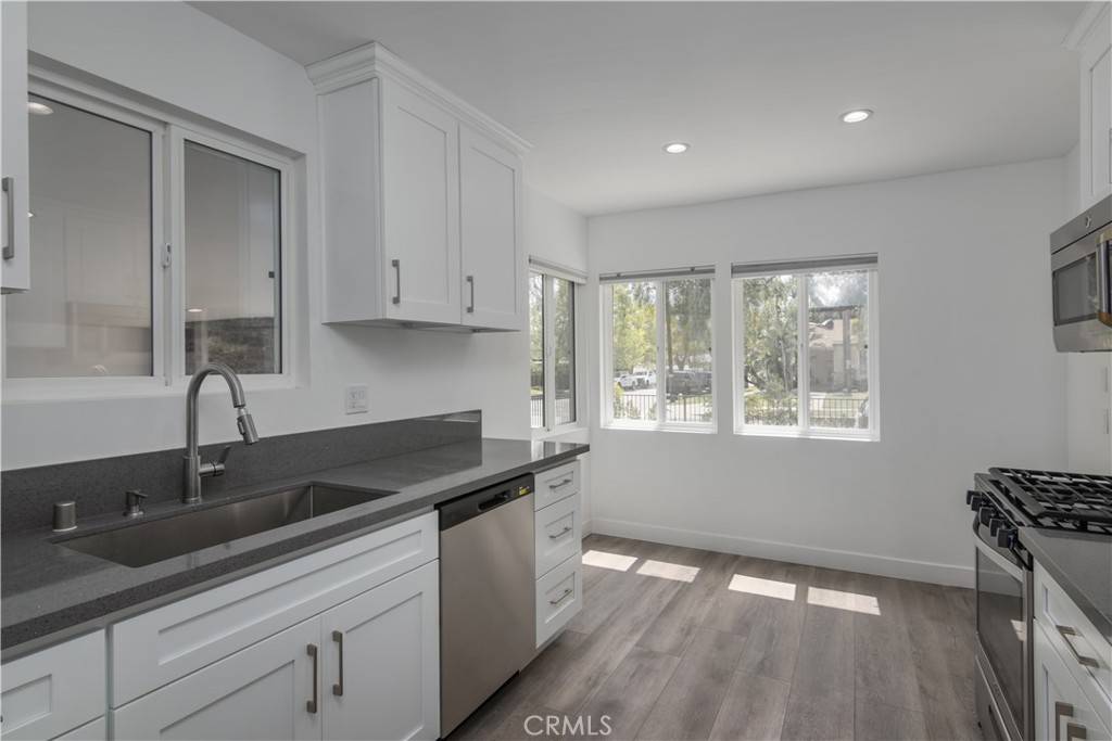 Van Nuys, CA 91405,14701 Covello ST