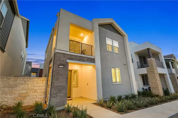 Valencia, CA 91381,27129 Purple Sage CT