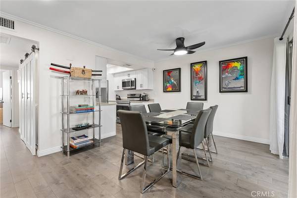 Tarzana, CA 91356,18408 Hatteras ST #49