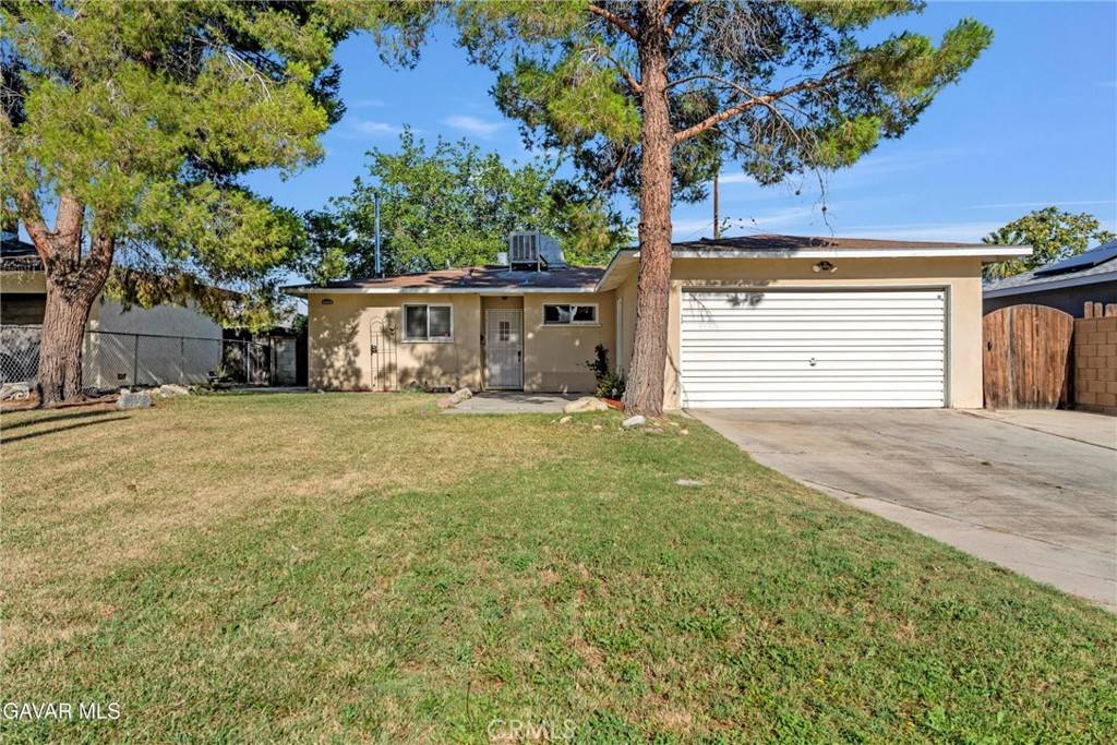 44119 Fig AVE, Lancaster, CA 93534