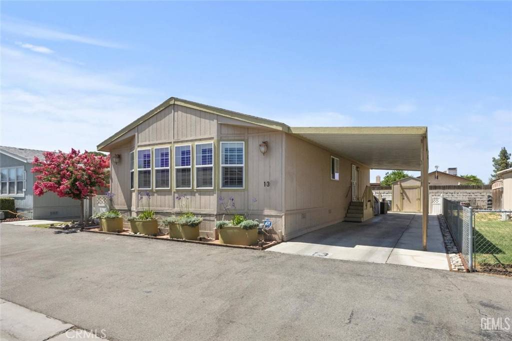 6351 Akers RD #13, Bakersfield, CA 93313