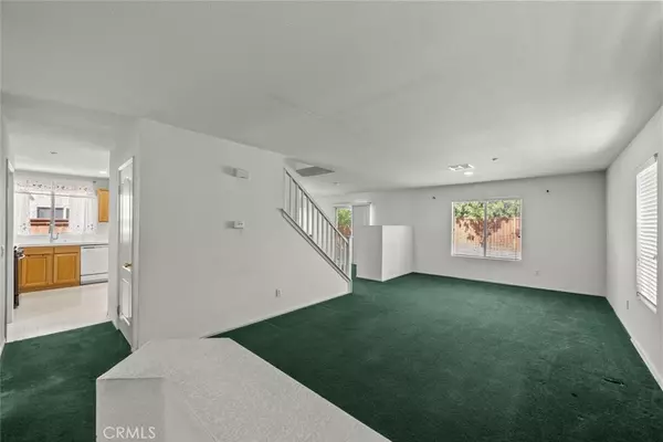 Sylmar, CA 91342,13149 Alta Vista WAY