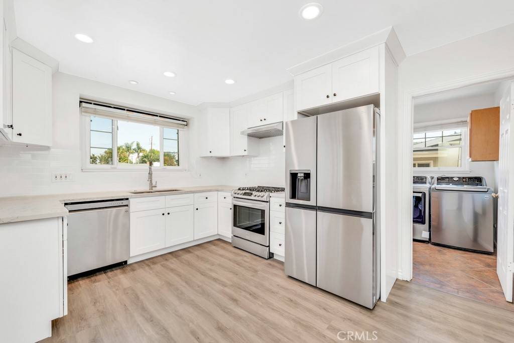 Northridge, CA 91324,9401 Rhea AVE