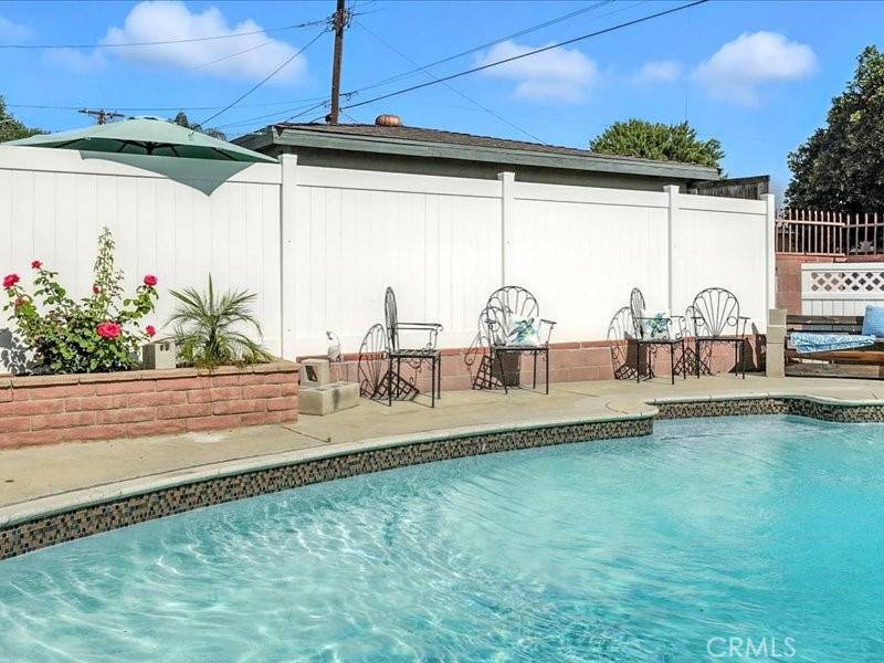 Winnetka, CA 91306,20319 Vanowen ST