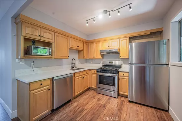 San Diego, CA 92117,4875 Cole ST #51