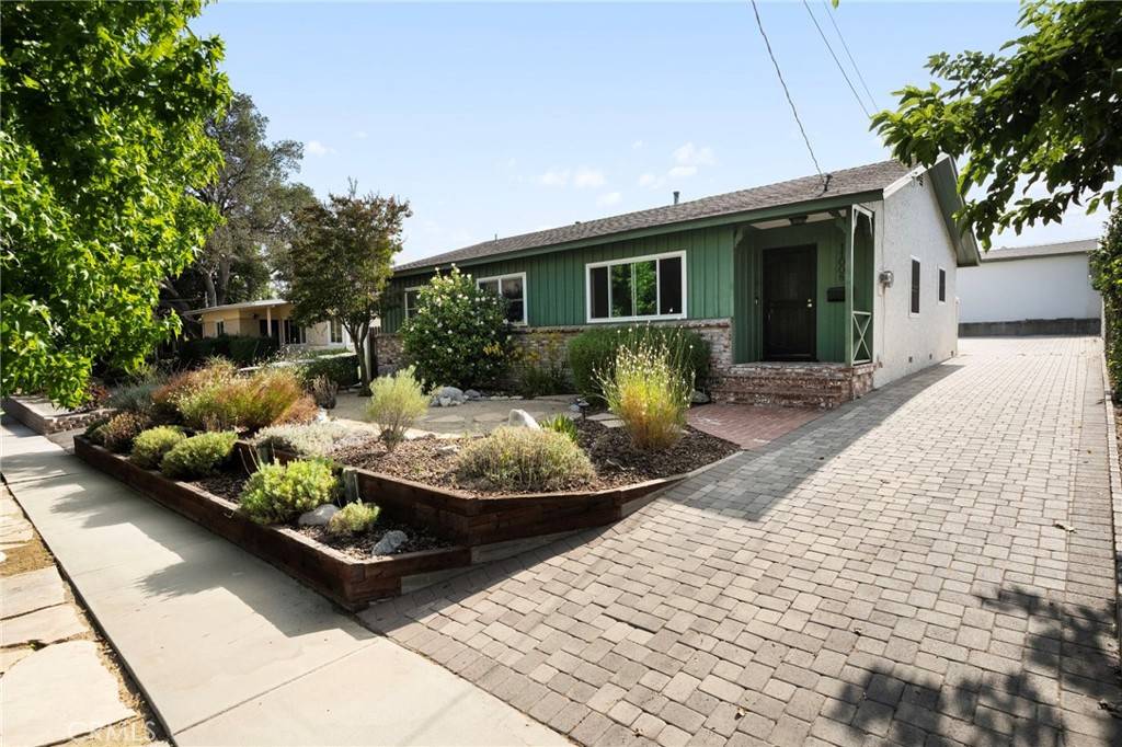 11008 Quill AVE, Sunland, CA 91040