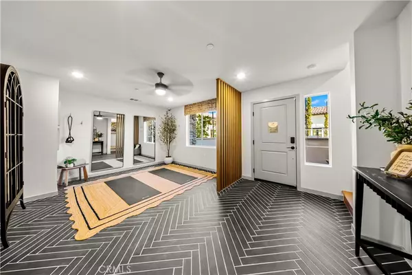 Camarillo, CA 93012,2854 Via Descanso