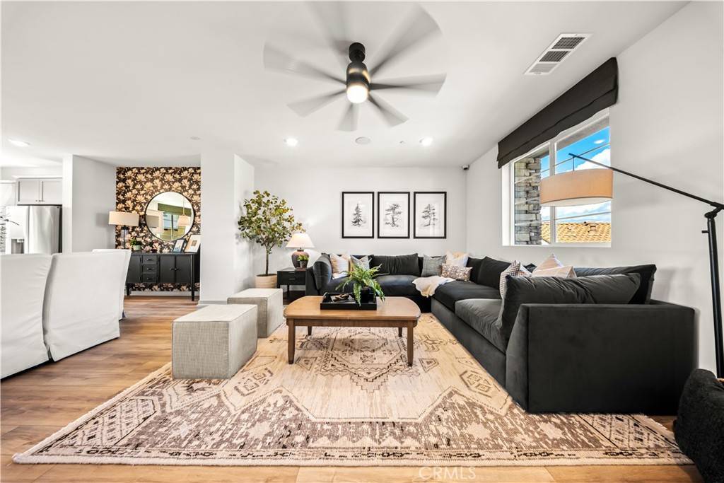 Camarillo, CA 93012,2854 Via Descanso