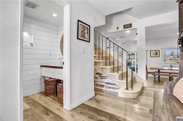 West Hills, CA 91304,8308 Jason AVE