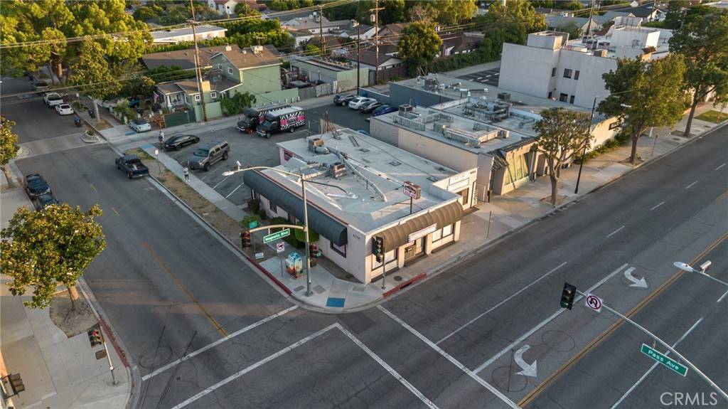 4100 W Magnolia BLVD, Burbank, CA 91505
