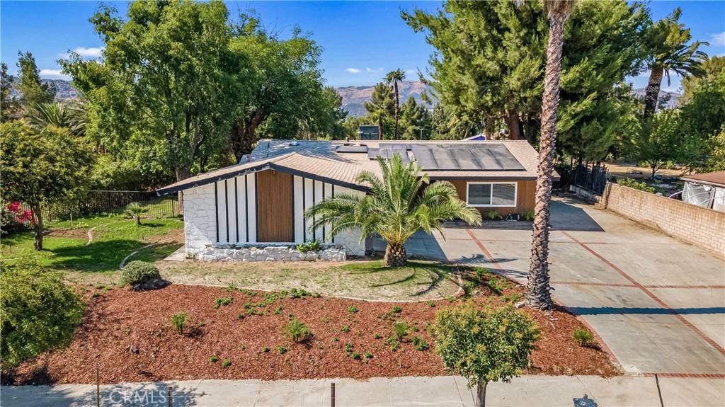West Hills, CA 91304,22137 Gresham ST