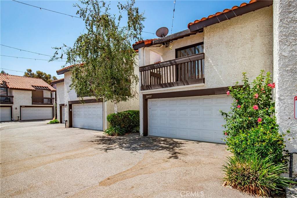 Newhall, CA 91321,20937 Judah LN