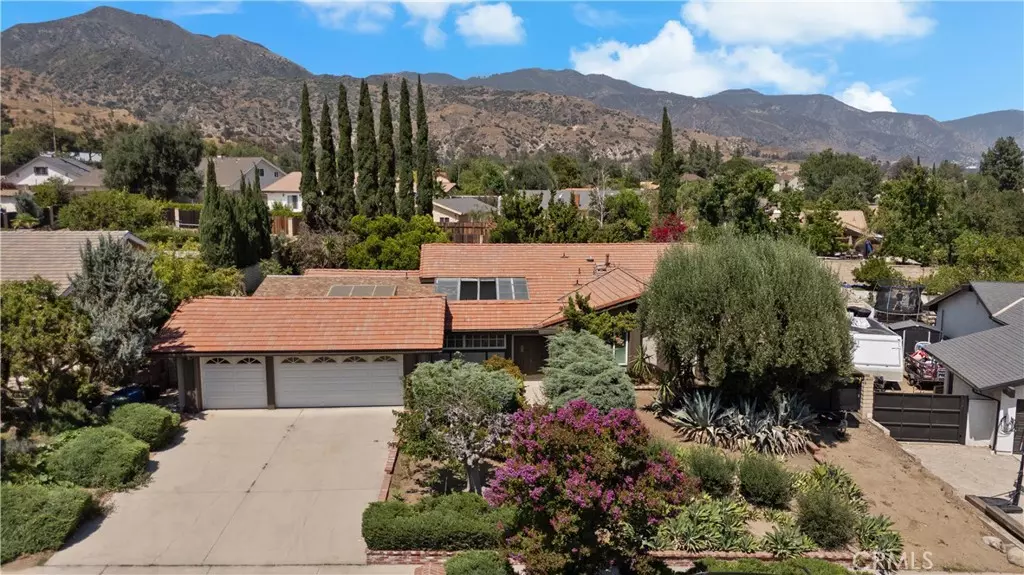 15574 Sorbonne ST, Rancho Cascades, CA 91342
