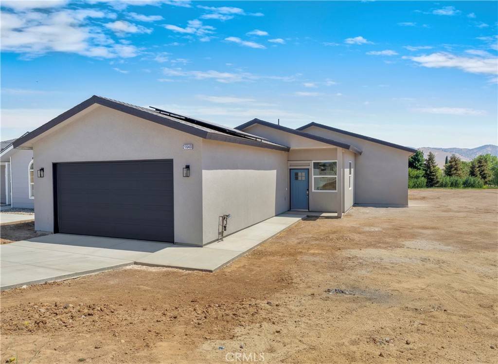 21640 Loop ST, Tehachapi, CA 93561