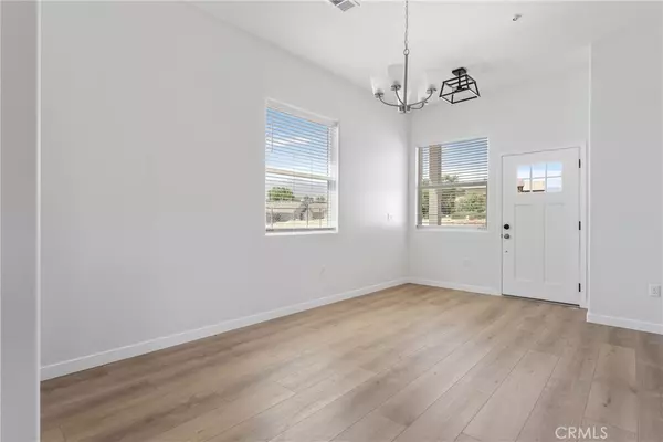 Tehachapi, CA 93561,21640 Loop ST