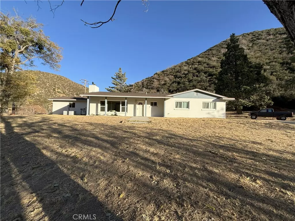Lake Hughes, CA 93532,42930 Lake Hughes RD