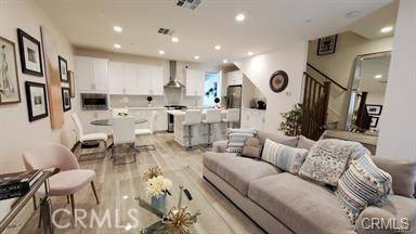 Northridge, CA 91324,19528 Cardin PL