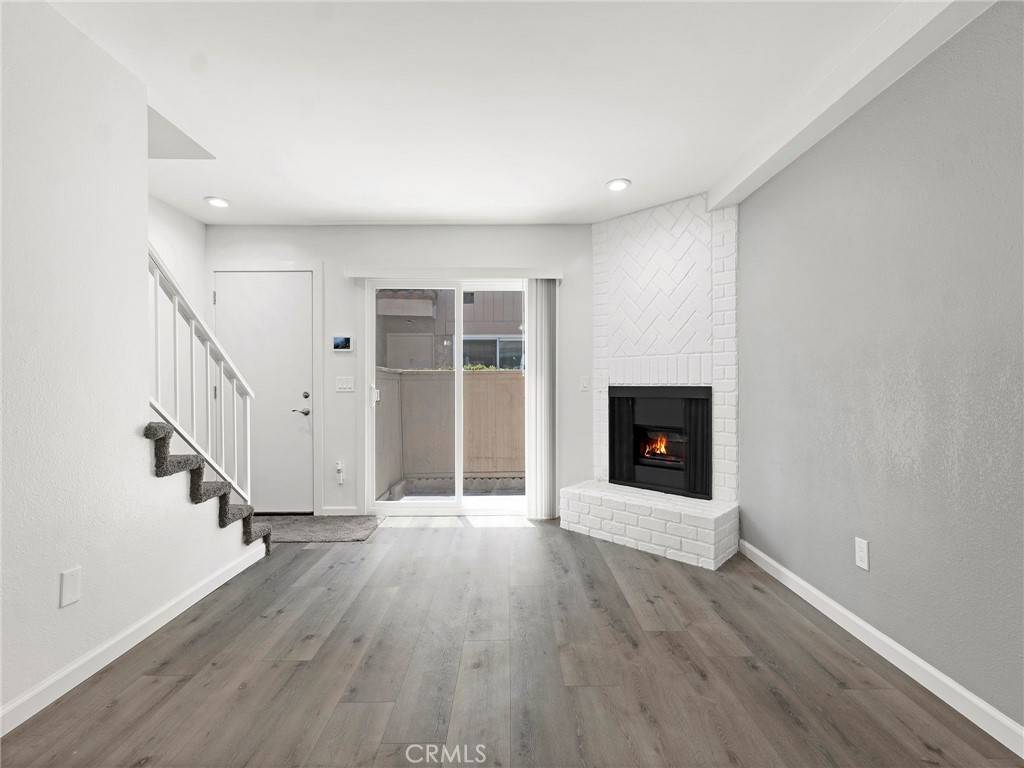 North Hills, CA 91343,9834 Sepulveda BLVD #109
