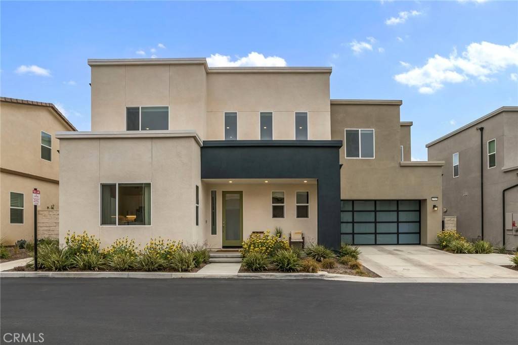 Valencia, CA 91381,27018 California CT