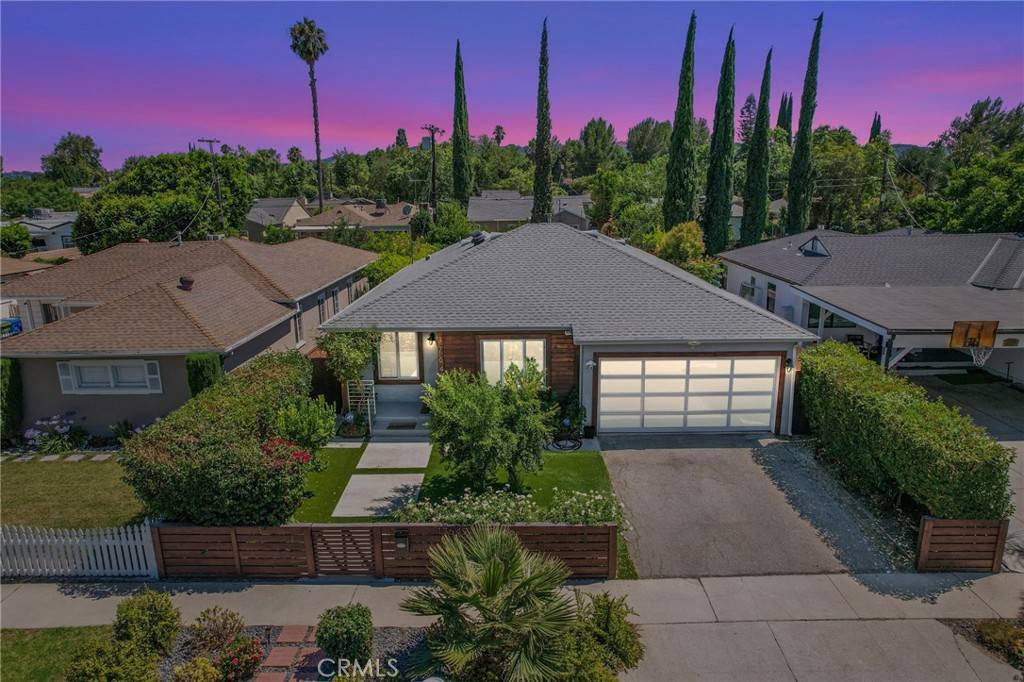 17642 Calvert ST, Encino, CA 91316