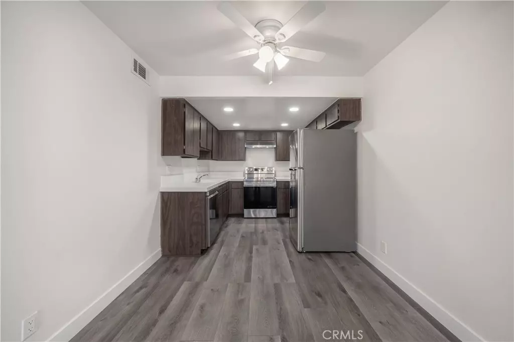 Simi Valley, CA 93065,1246 Patricia AVE #26