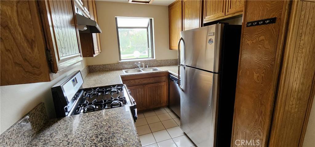 Canyon Country, CA 91387,18085 Sundowner Way