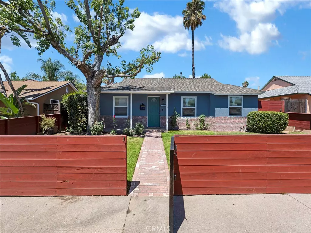 Lake Balboa, CA 91406,7517 Louise AVE