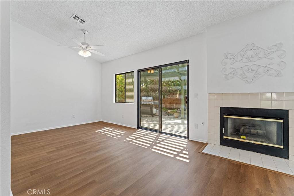 Lancaster, CA 93536,44204 Galion AVE