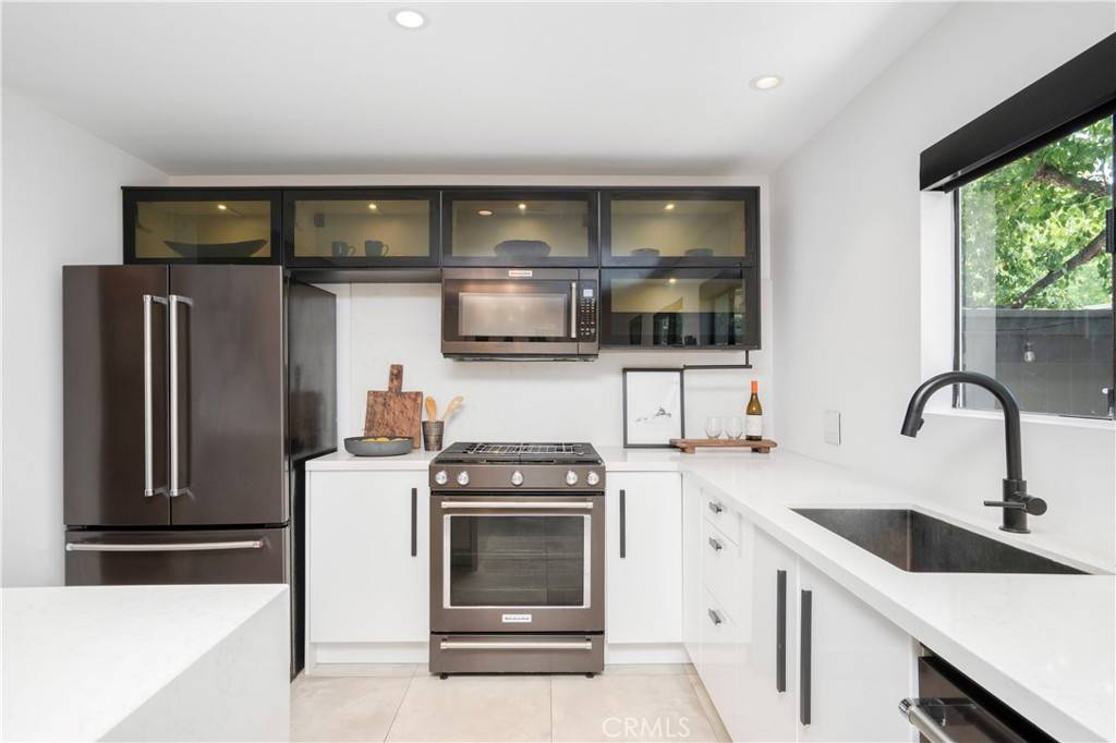 Costa Mesa, CA 92627,1209 Las Arenas WAY #5