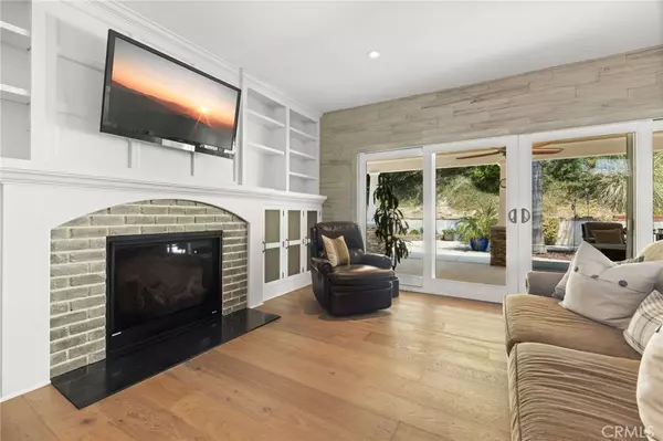 Granada Hills, CA 91344,17227 Midwood DR