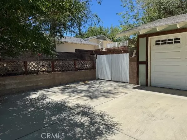 38647 Desert View DR, Palmdale, CA 93551
