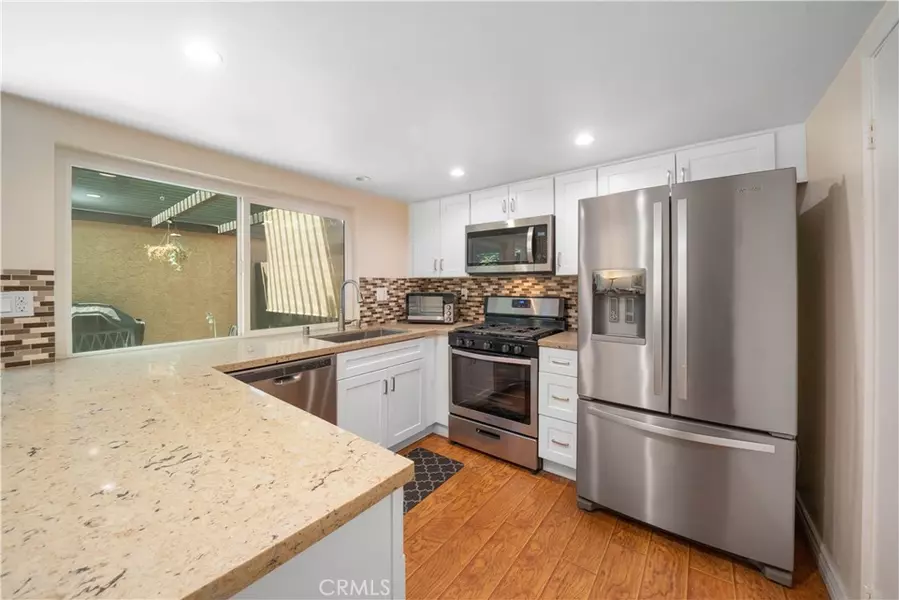 20122 Cohasset ST, Winnetka, CA 91306