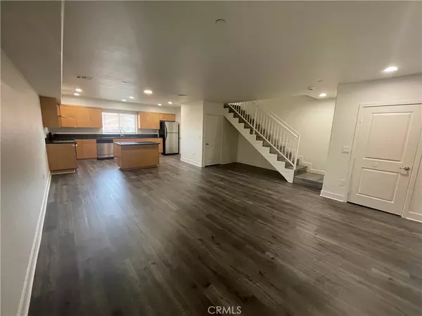 North Hollywood, CA 91601,11312 Huston ST #8