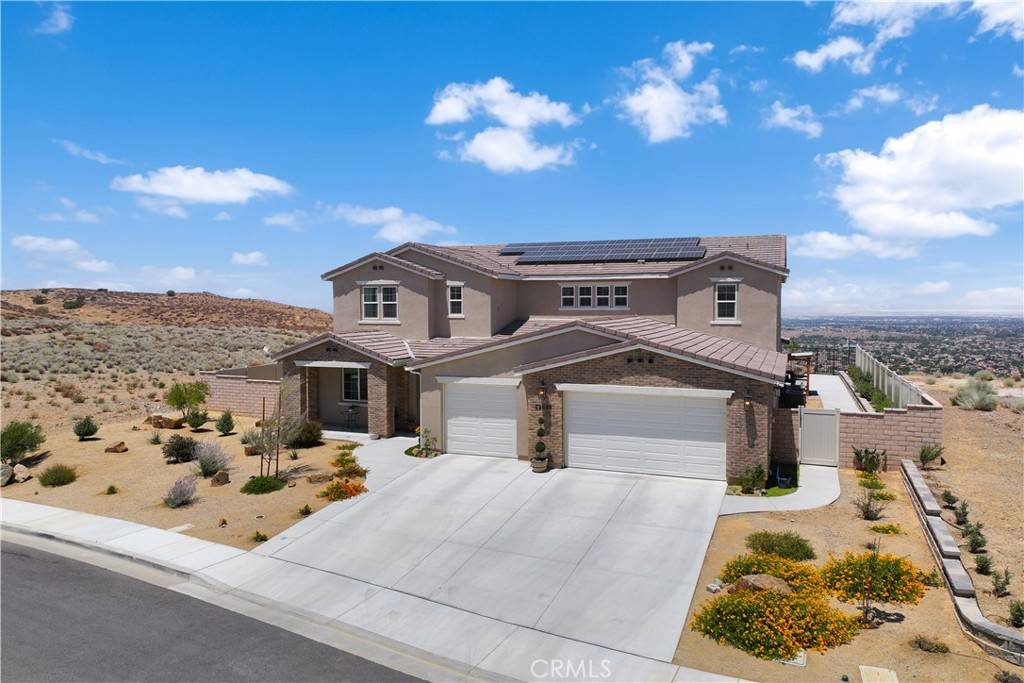Palmdale, CA 93551,39625 Yianni CT